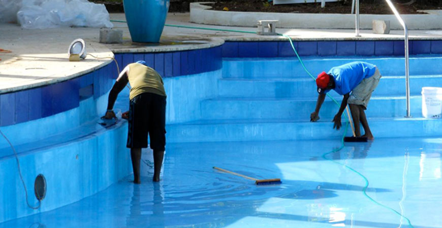 keeping pool clean